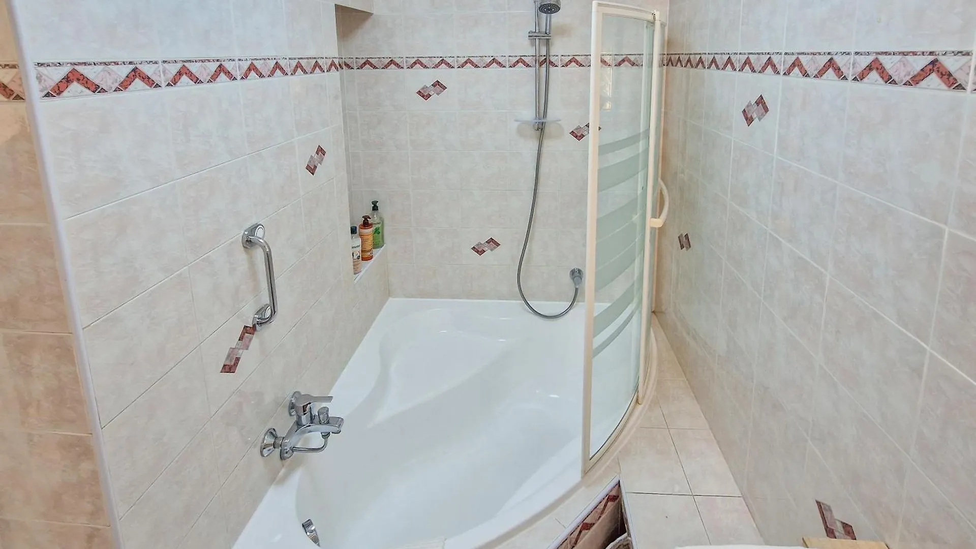 Appartement 3 Pieces Au Coeur Du Cros De Cagnes