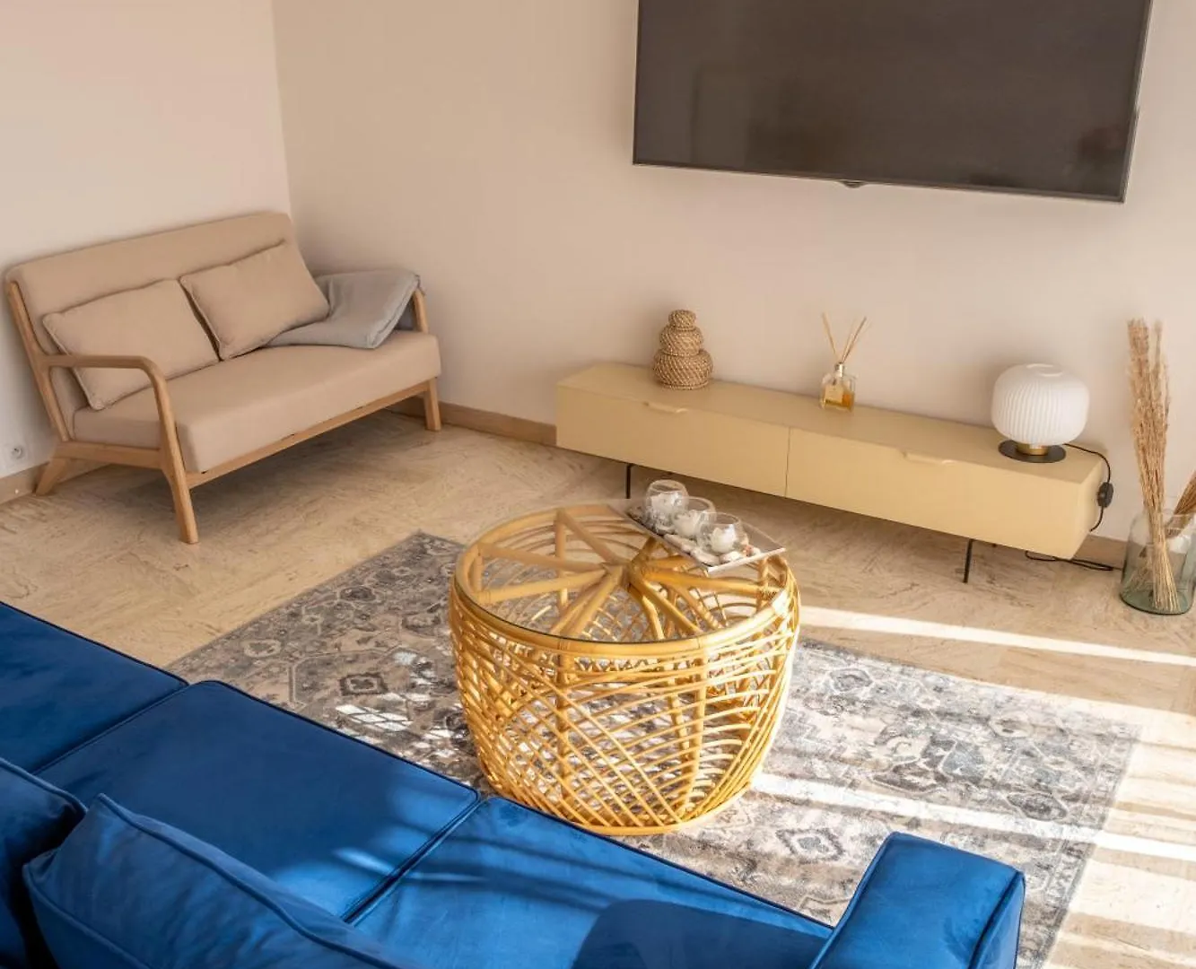 Apartamento 3 Pieces Au Coeur Du Cros De Cagnes 0*, Cagnes-sur-Mer Francia